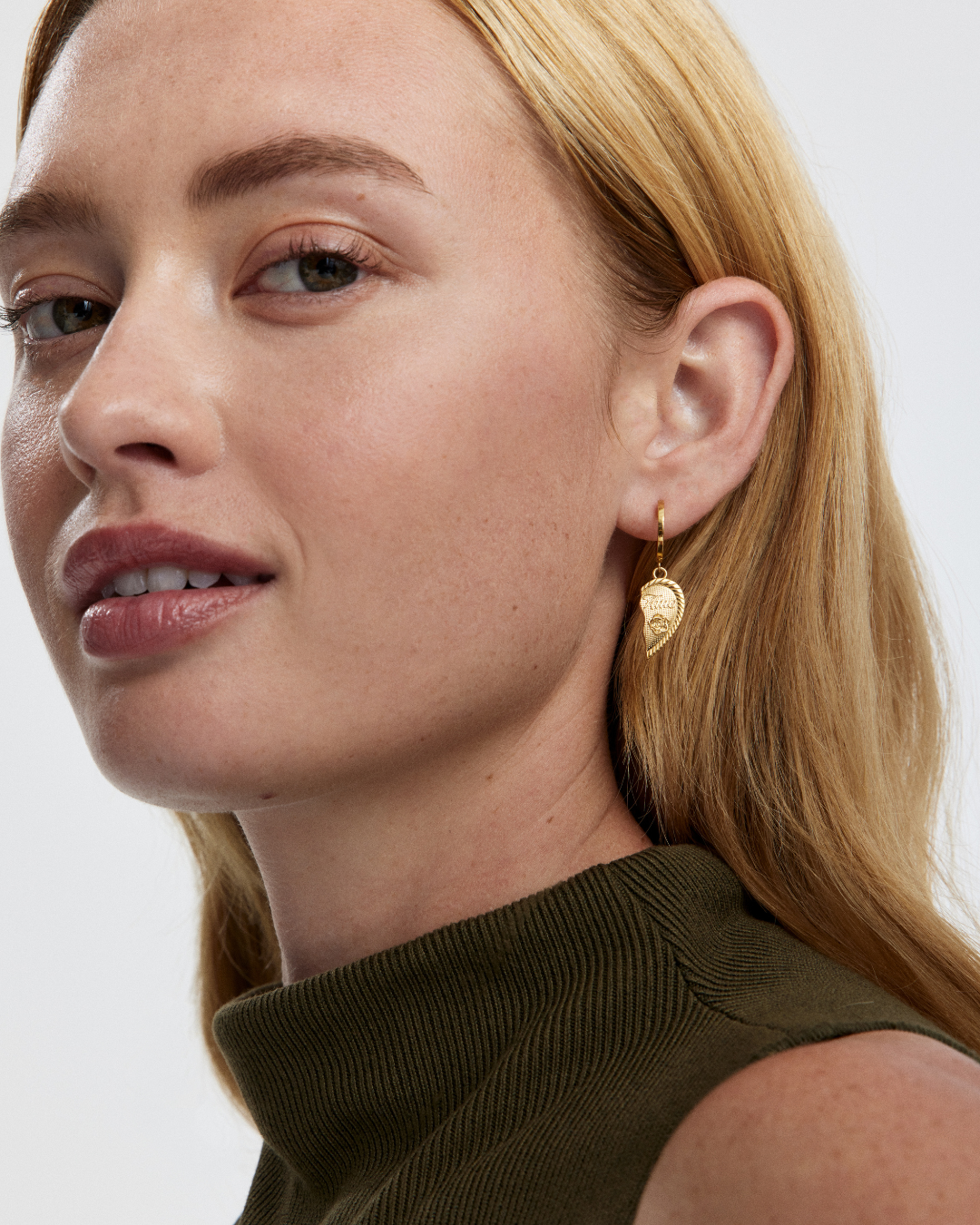 Te Amo Earrings - Gold Vermeil